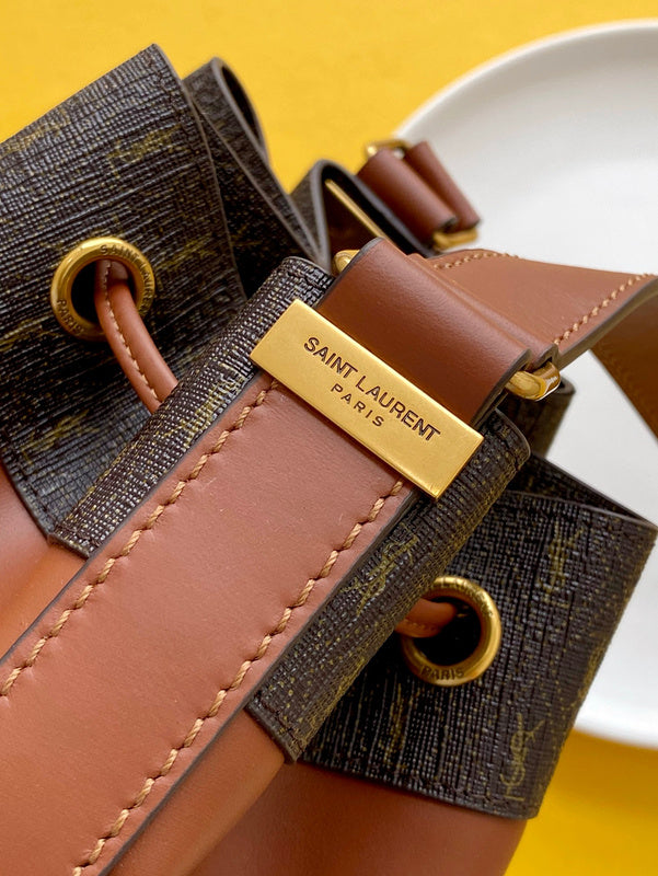 Amelia - YSL Bag - 4151