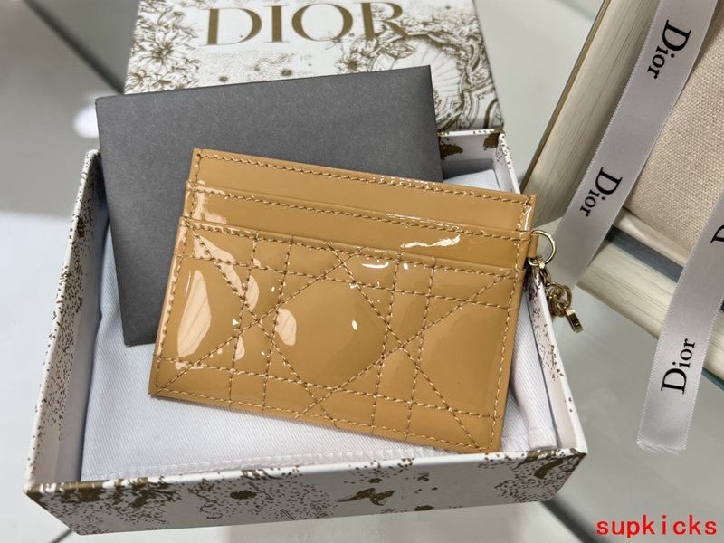 Amelia- Mix Wallets - 245