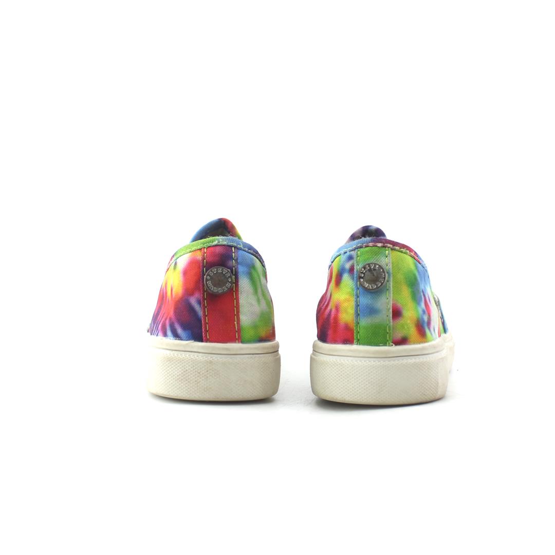 STEVE MADDEN .