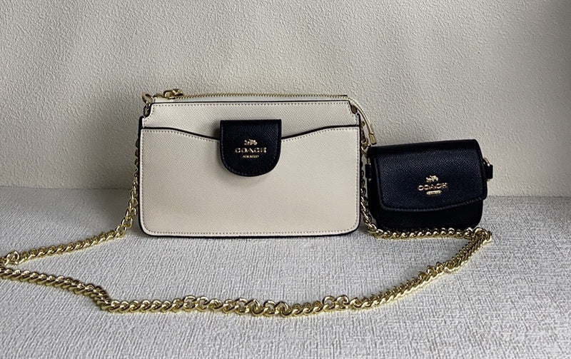 Amelia-i CAH Bags - 042