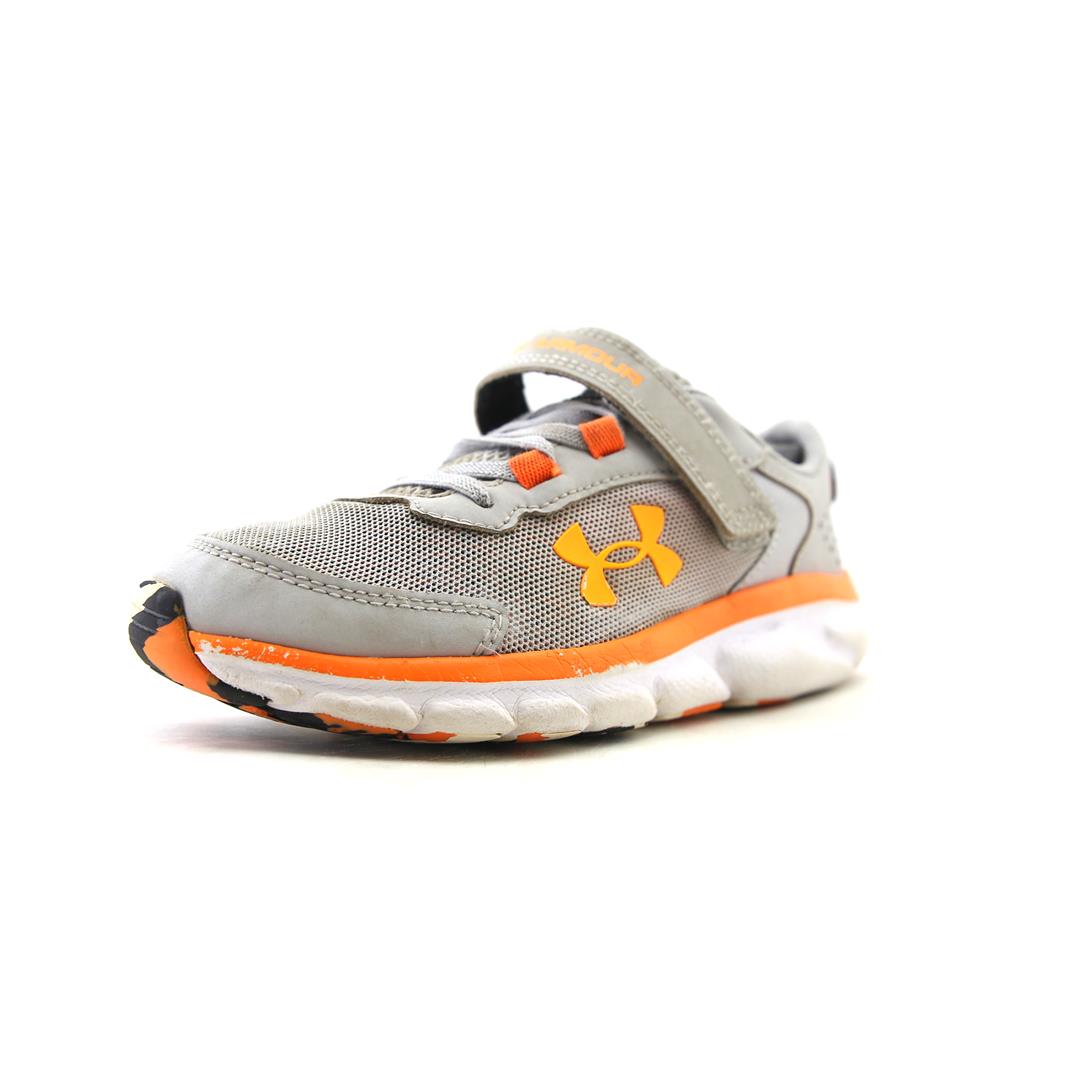 UNDER ARMOUR ASSERT 9 AC