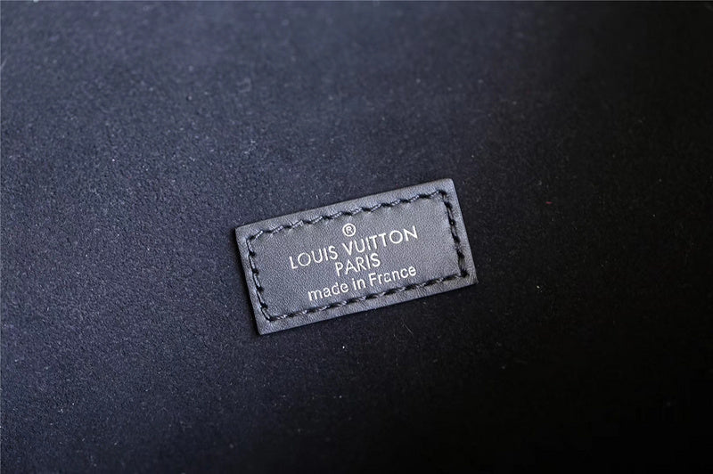Fan Fashion Lu-Vi bags - 8074