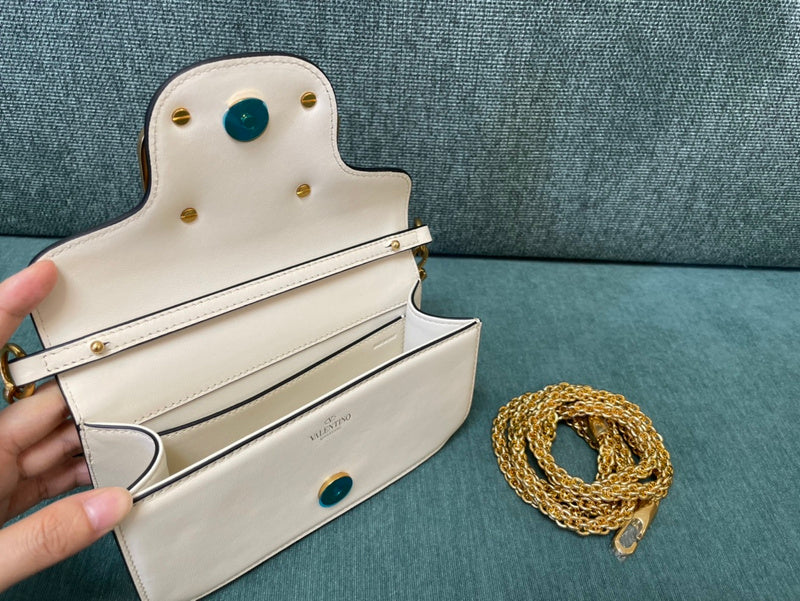 Amelia's Bag Gallery - VEL Bags - 027