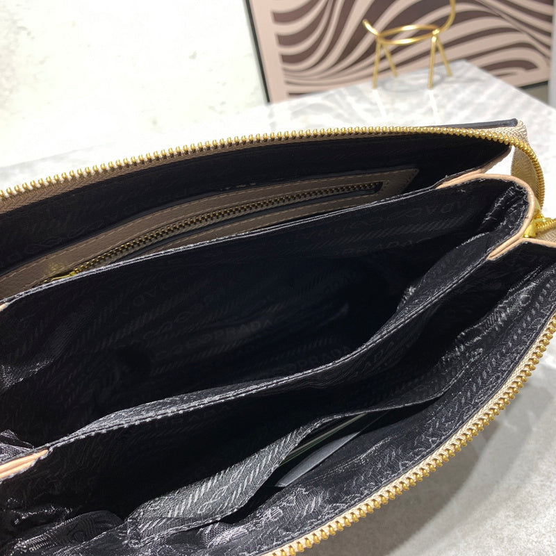 Barnes-Bags - Prada Bags - 898