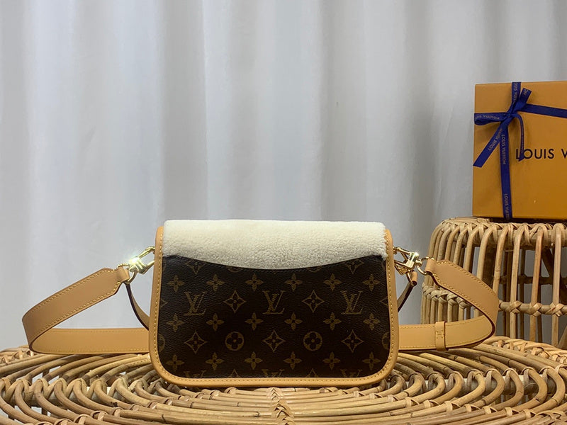 Amelia - LOV Lady Bags - 340