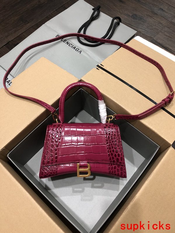 Amelia- BG Hourglass Bags - 123