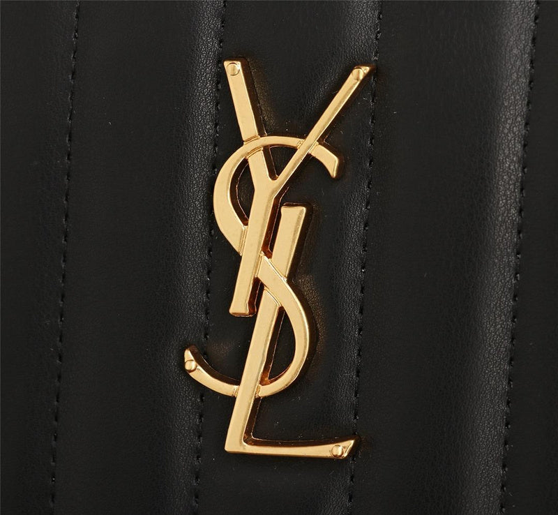 Amelia - YSL Bag - 2886