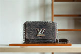 Fan Fashion Lu-Vi bags - 8498