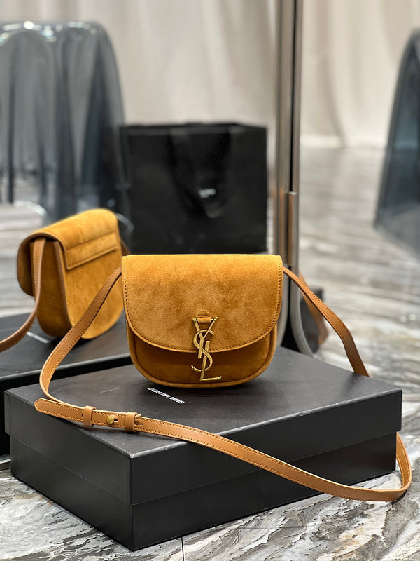 Amelia - YSL Bag - 4208