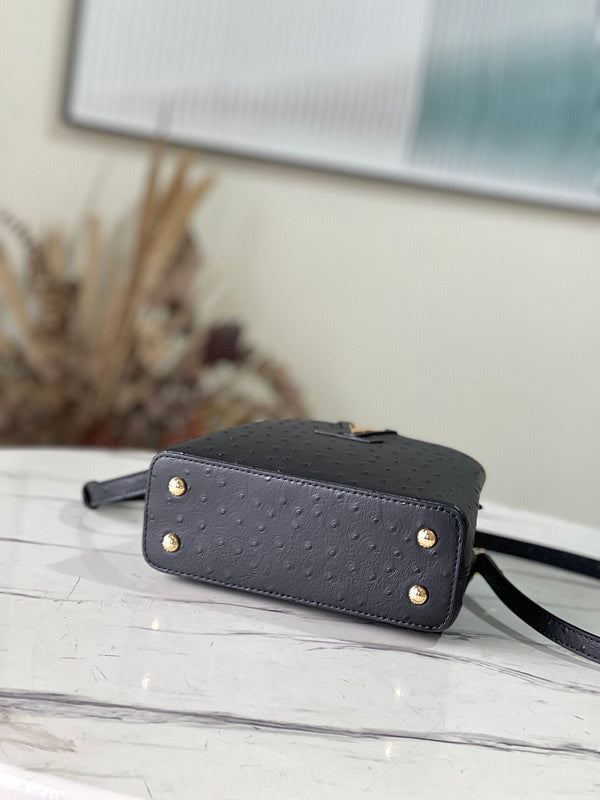 Fashion Lu-Vi bags - 4365