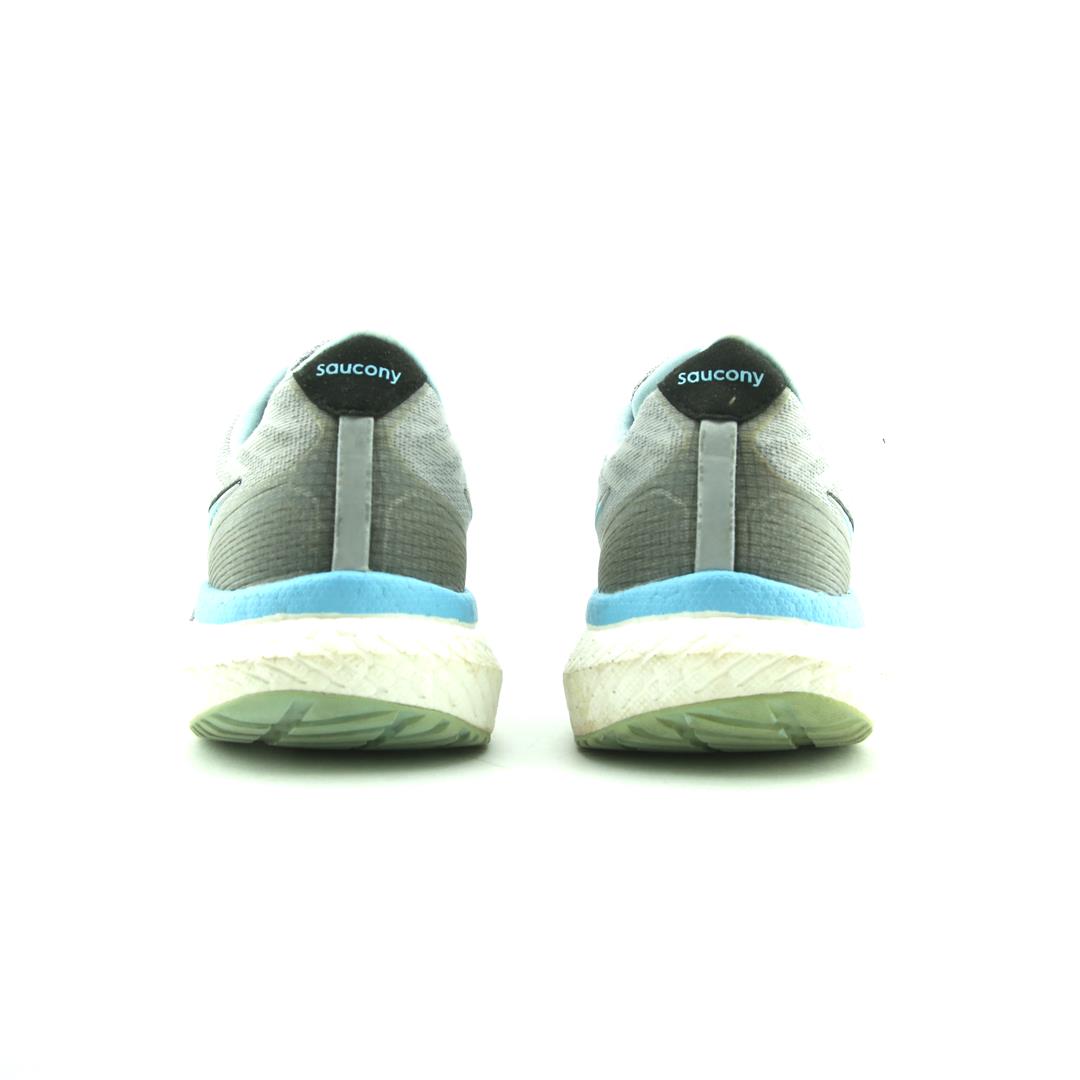 SAUCONY TRIUMPH 19
