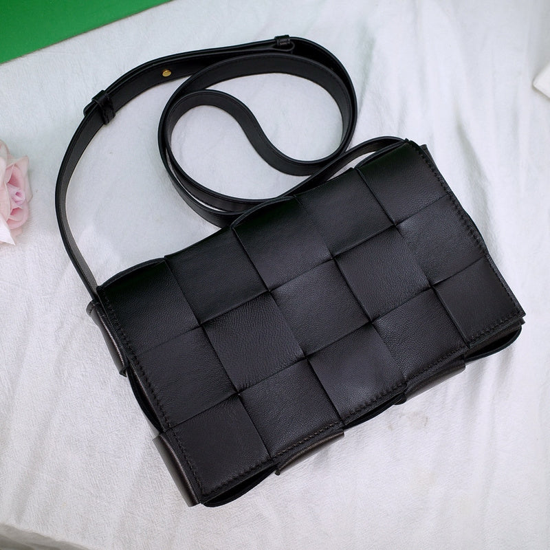 B-VENETA STYLISH HANBAGS FOR WOMEN - - 132