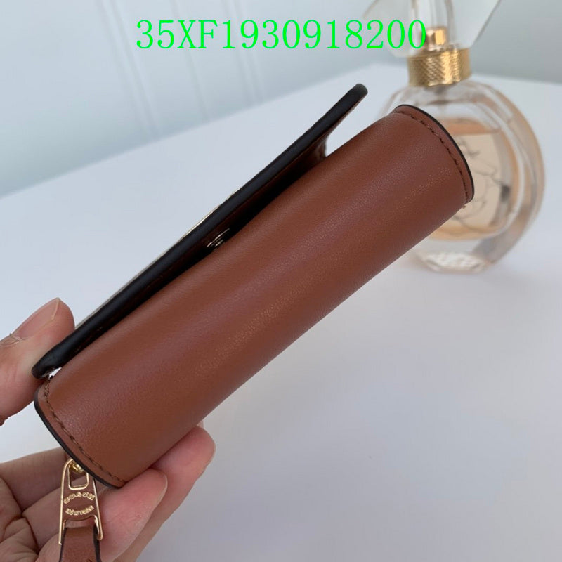 Amelia - CAH Wallet - 068