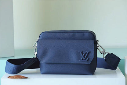 Fan Fashion Lu-Vi bags - 9931