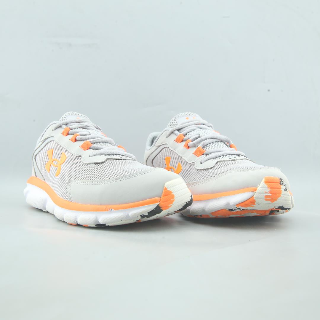 UNDER ARMOUR CHARGED ASSERT 9