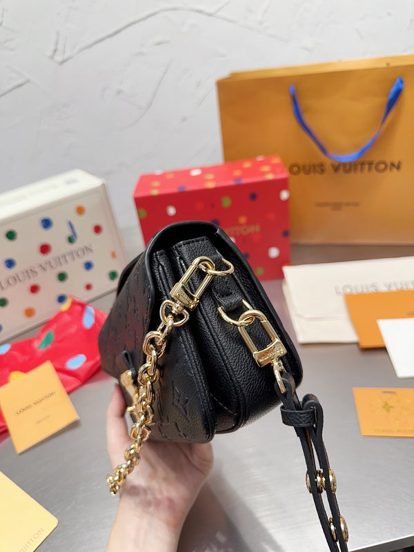 Amelia - LV Bags - 14396