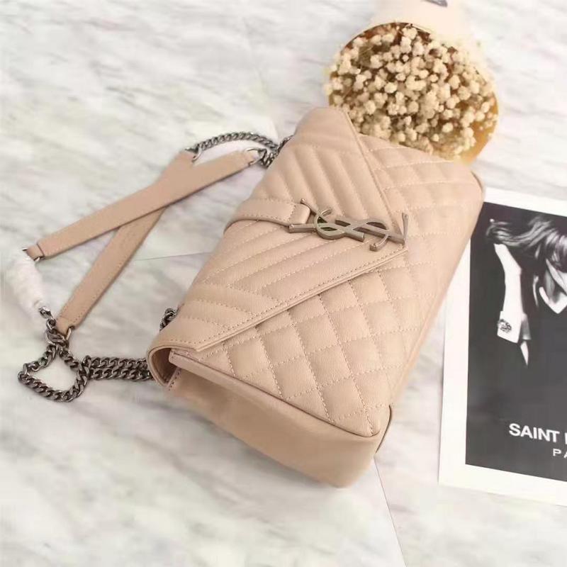 Amelia - YSL Bag - 2820