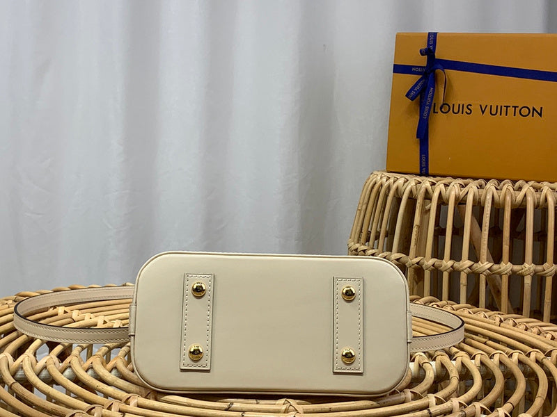 Fashion Lu-Vi bags - 3360