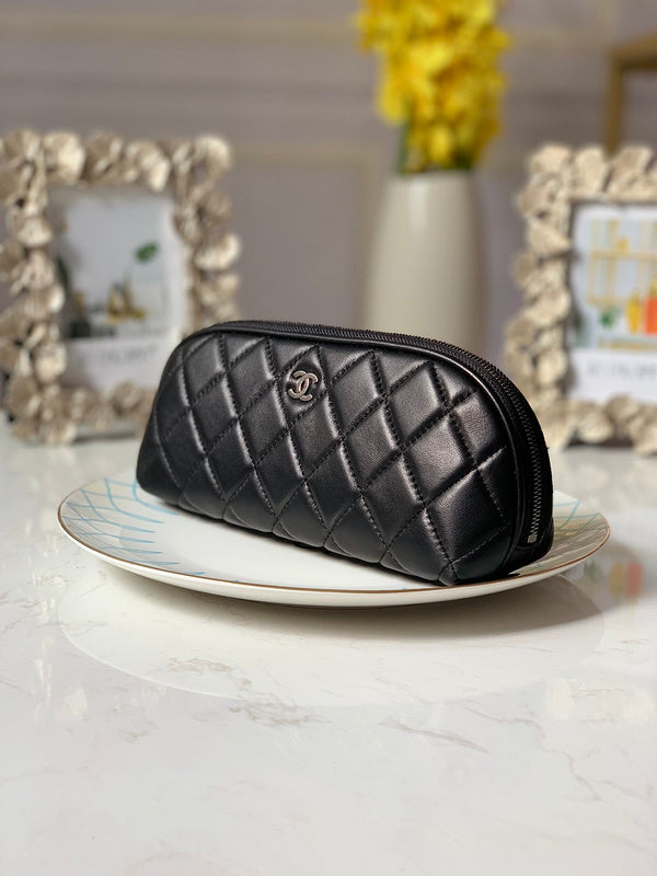 Wellow Bags - Chanel - Bags  - 105