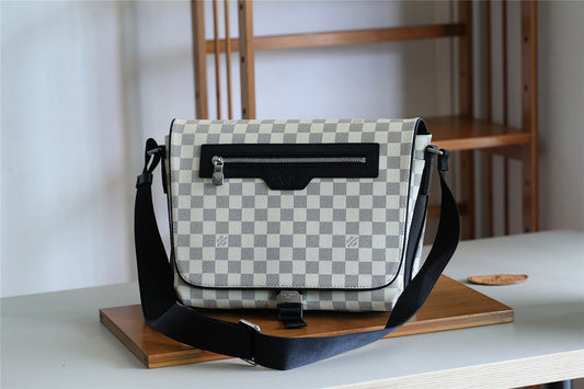 Fan Fashion Lu-Vi bags - 10498