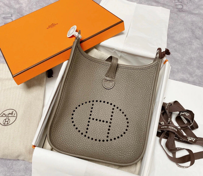 Amelia - HMS Bags - 1490