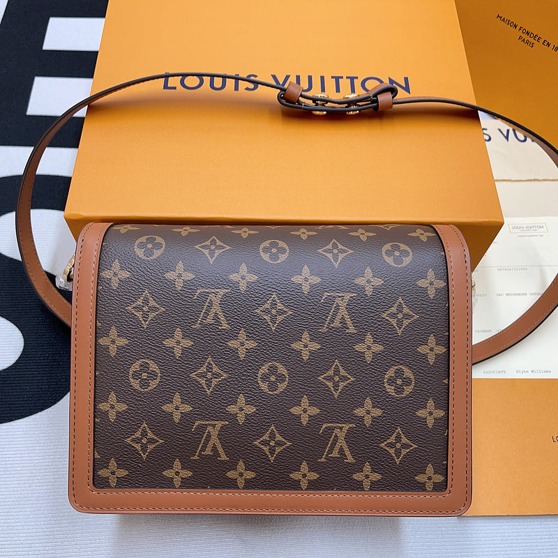 Fan Fashion Lu-Vi bags - 8138