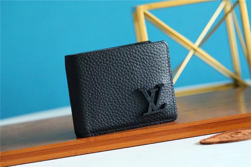 Fan Fashion Lu-Vi bags - 10813