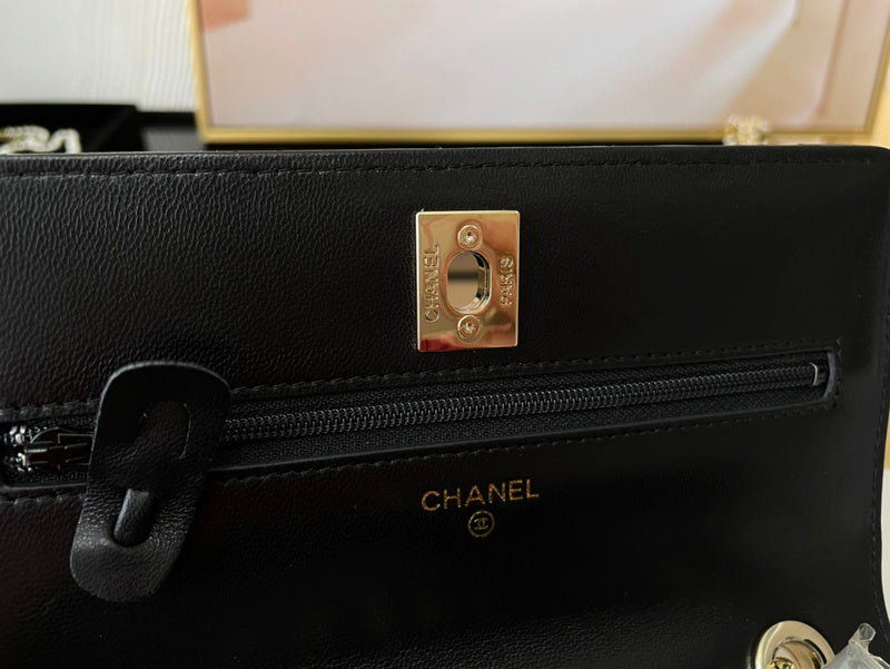 Wellow Bags - Chanel - Bags  - 384