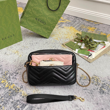 Amelia Fashion - GCI Bags - 1999