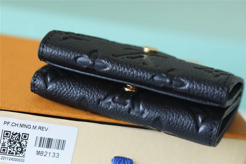 Fan Fashion Lu-Vi bags - 8701