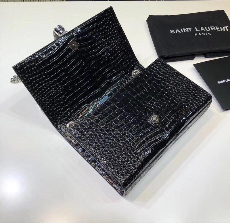 Amelia - YSL Bag - 2285