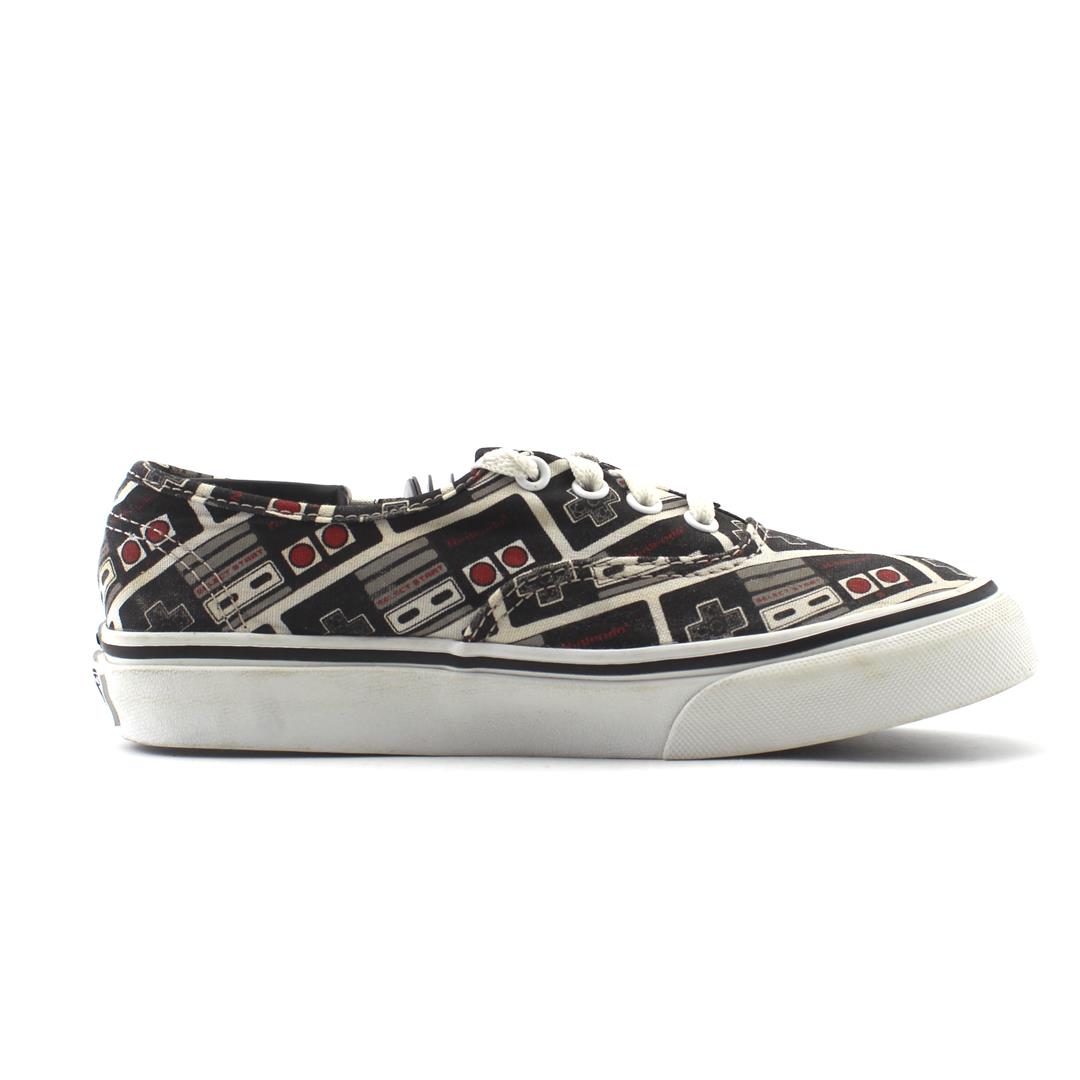 VANS OFF THE WALL