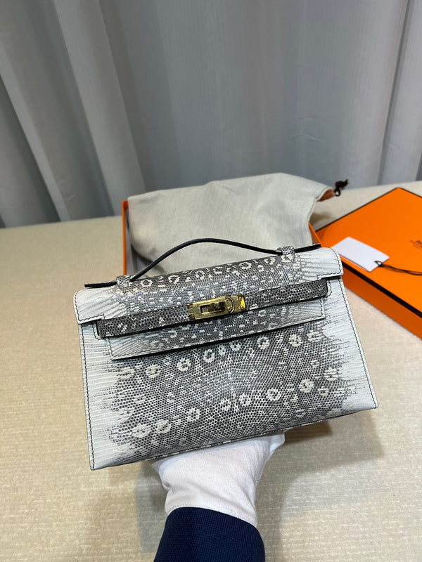 Amelia - HMS Bags - 1487
