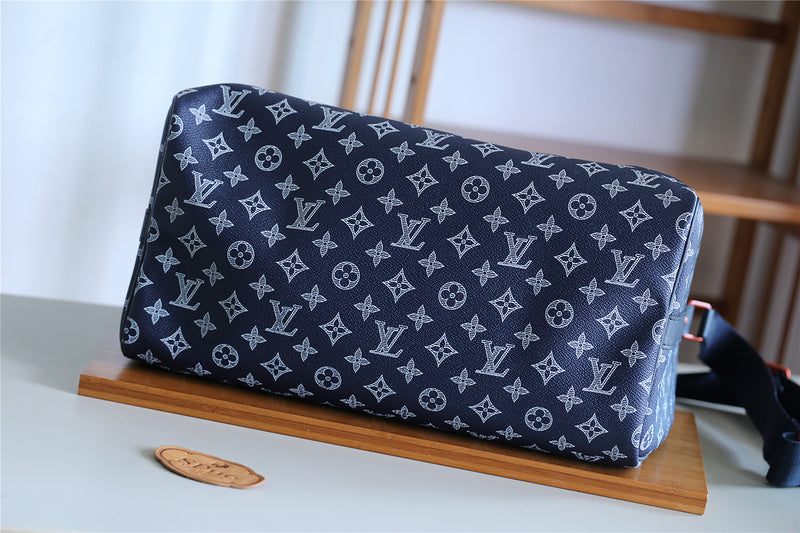 Fan Fashion Lu-Vi bags - 8164