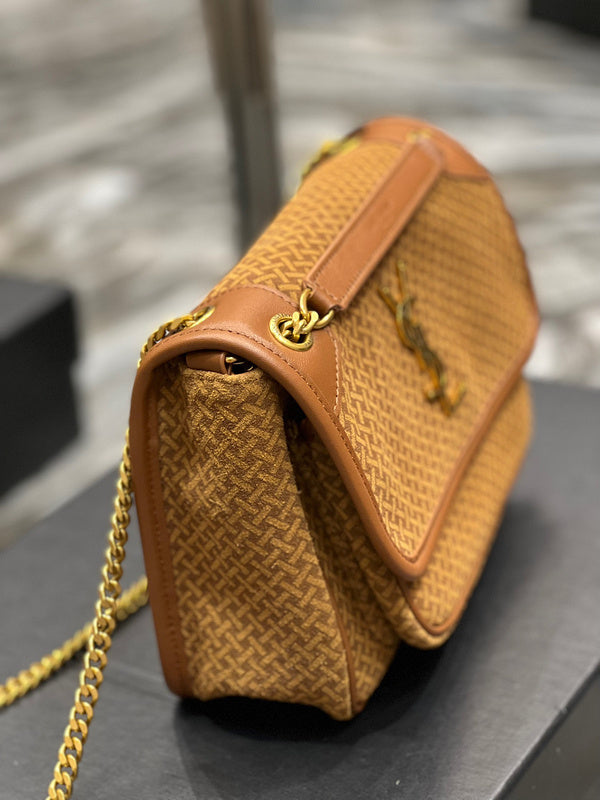 Amelia - YSL Bag - 4164