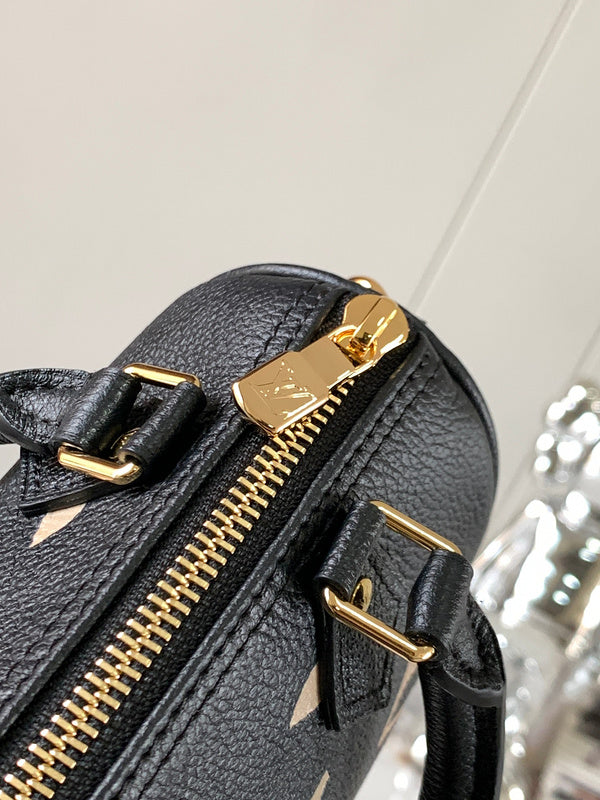 Amelia's Bag Gallery - LOV Bags - 1315