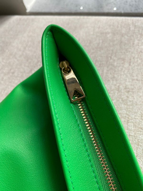 B-VENETA STYLISH HANBAGS FOR WOMEN - 050