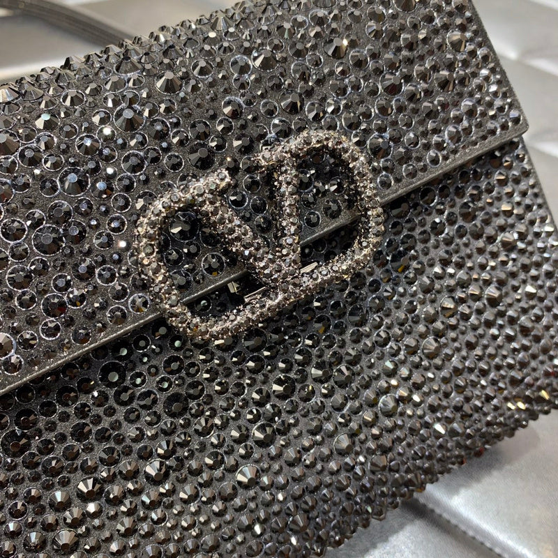 VAL LUXURY BAGS - FOR FASHION LOVERS  AFFORDABLE LUXURY BAGS- 1036
