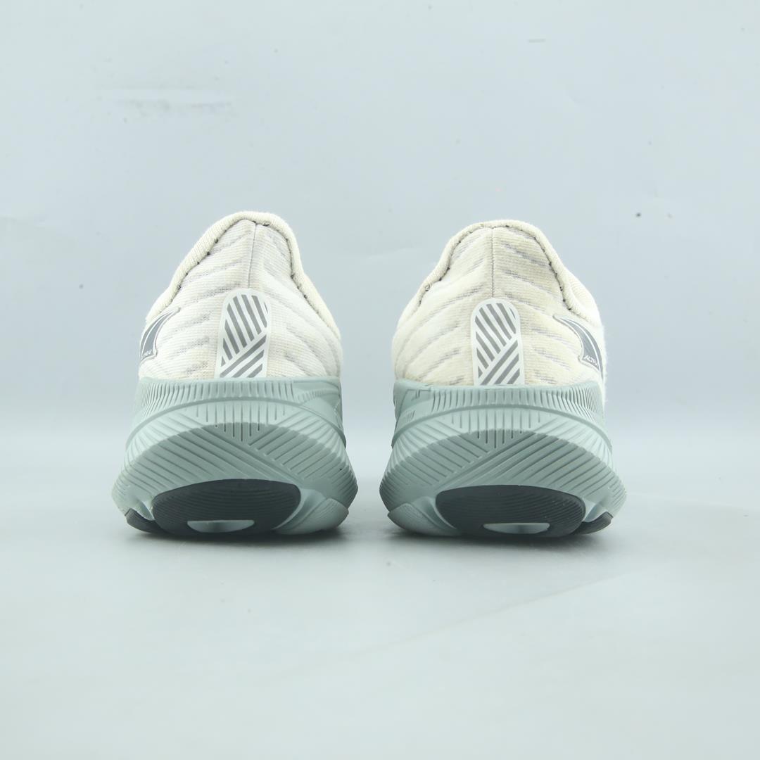 ALTRA  EXPERIENCE FLOW