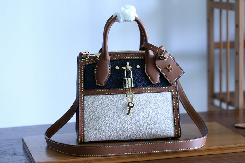 Amelia - LOV Lady Bags - 1815