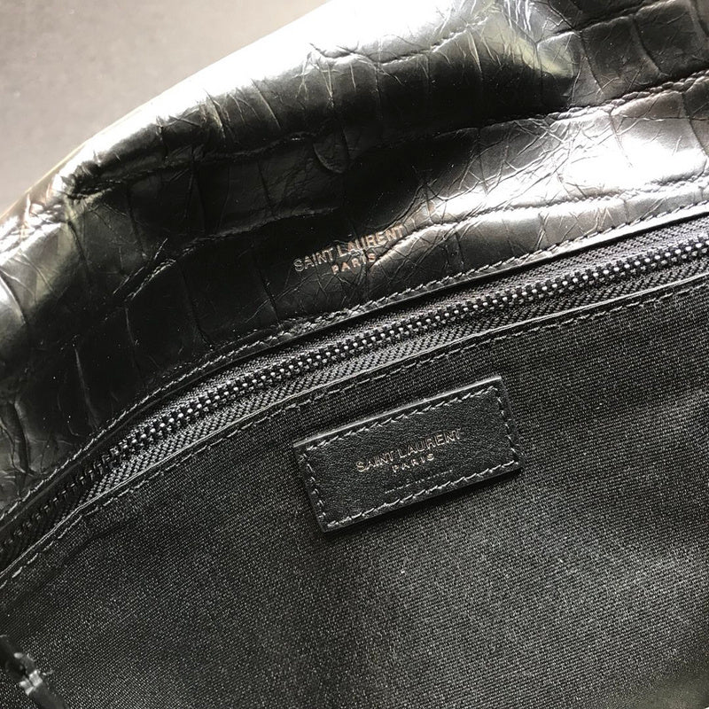 Amelia - YSL Bag - 2240
