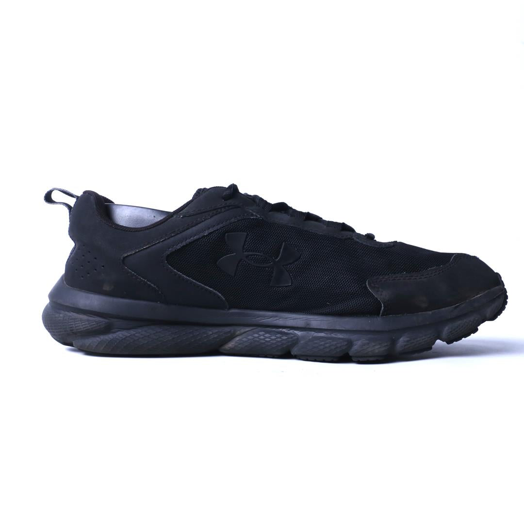 UNDER ARMOUR ASSERT 9