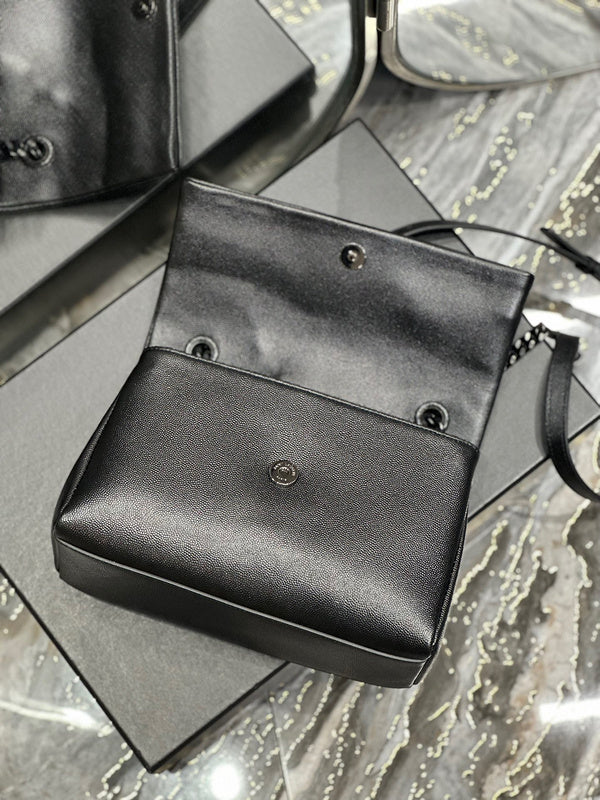Amelia - YSL Bag - 1957