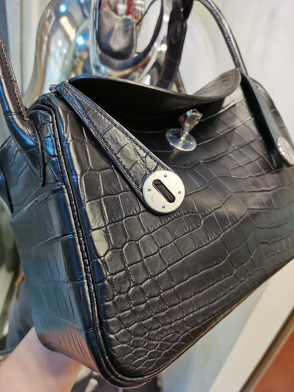 Amelia - HMS Bags - 1752
