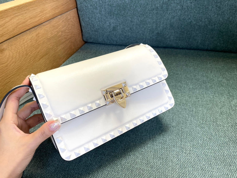 VAL LUXURY BAGS - FOR FASHION LOVERS  AFFORDABLE LUXURY BAGS- 111