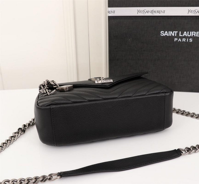 Amelia - YSL Bag - 2572