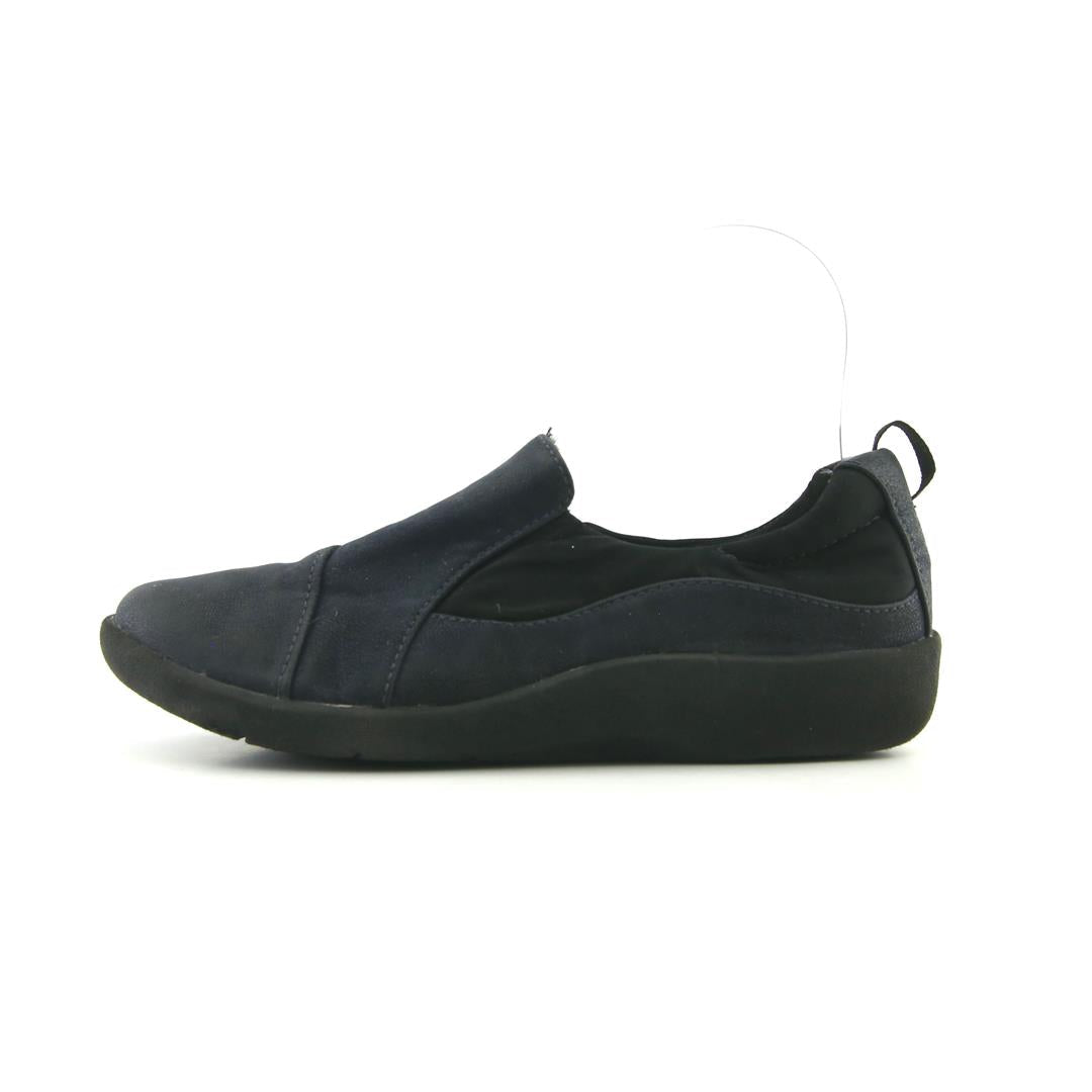 CLARKS CLOUDSTEPPERS