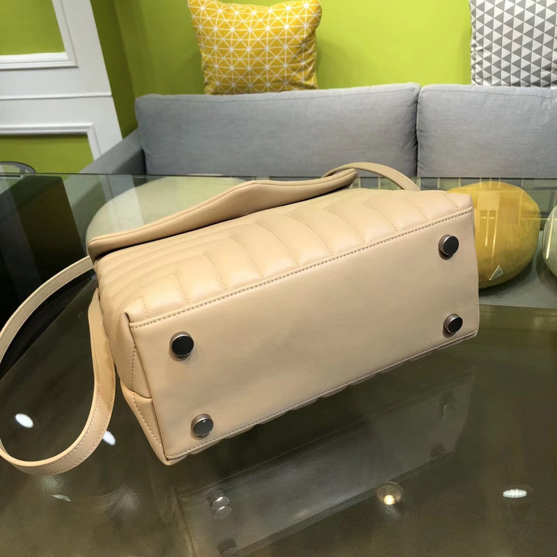 Amelia - YSL Bag - 3864