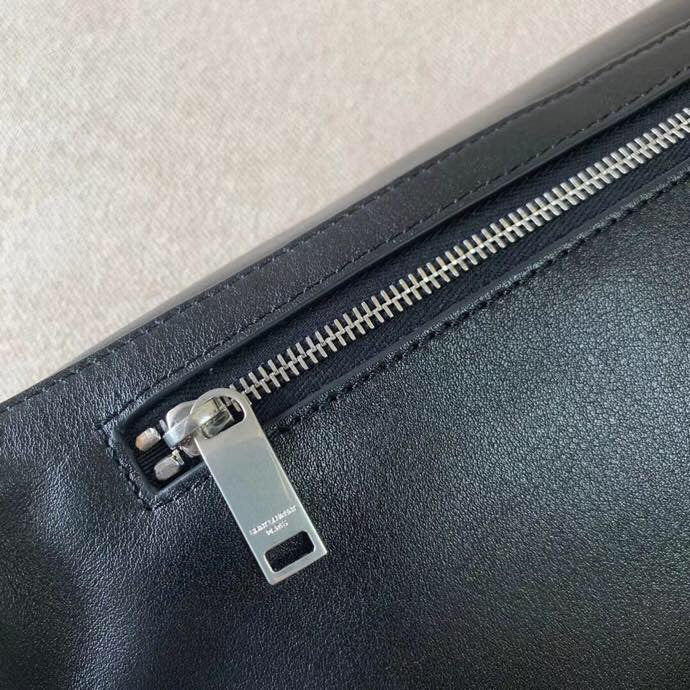 Amelia - YSL Bag - 3630
