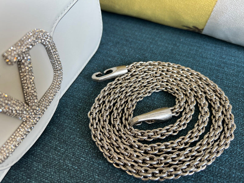 VAL LUXURY BAGS - FOR FASHION LOVERS  AFFORDABLE LUXURY BAGS- 1132